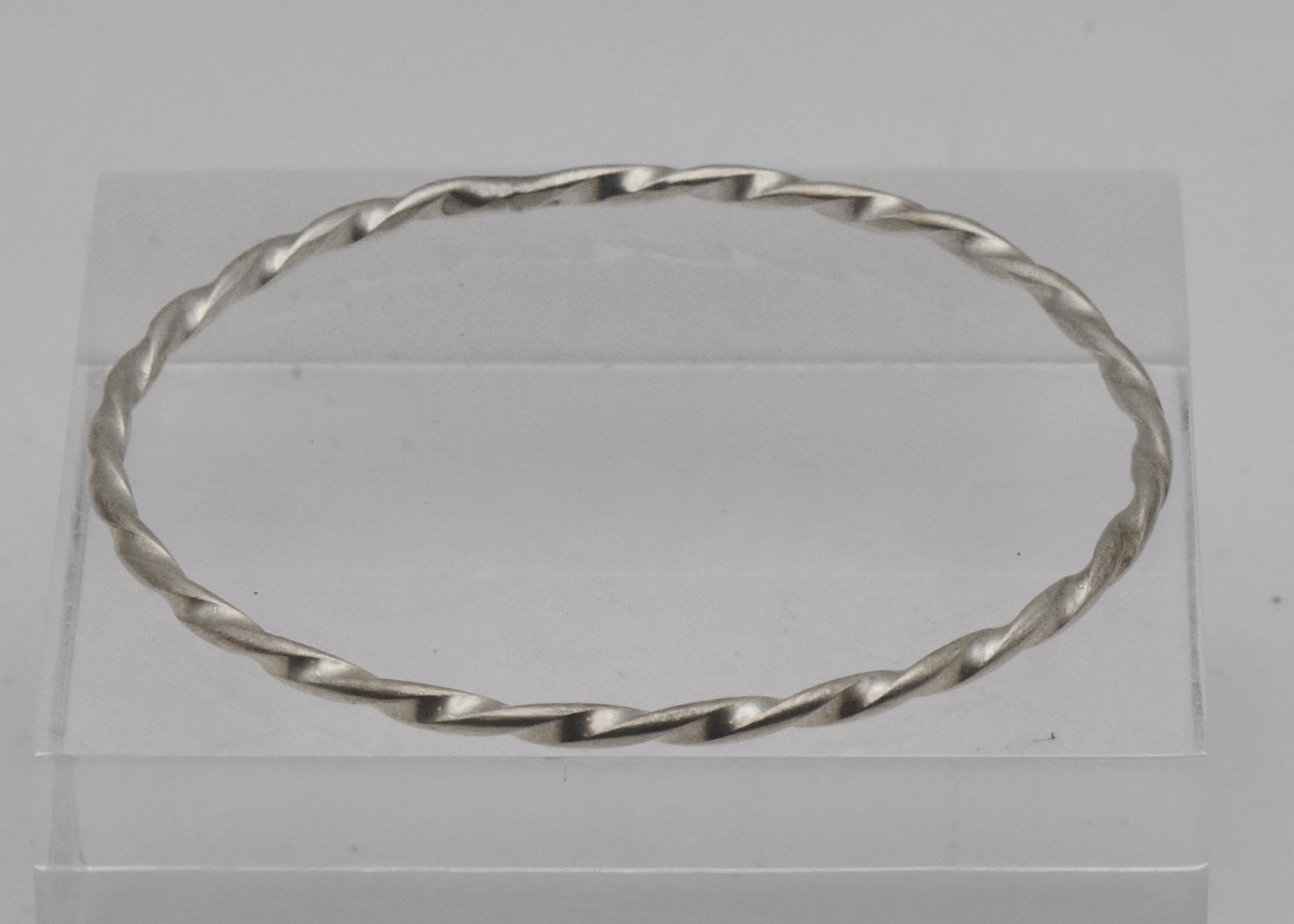 Vintage Sterling Silver Twisted Bangle Bracelet