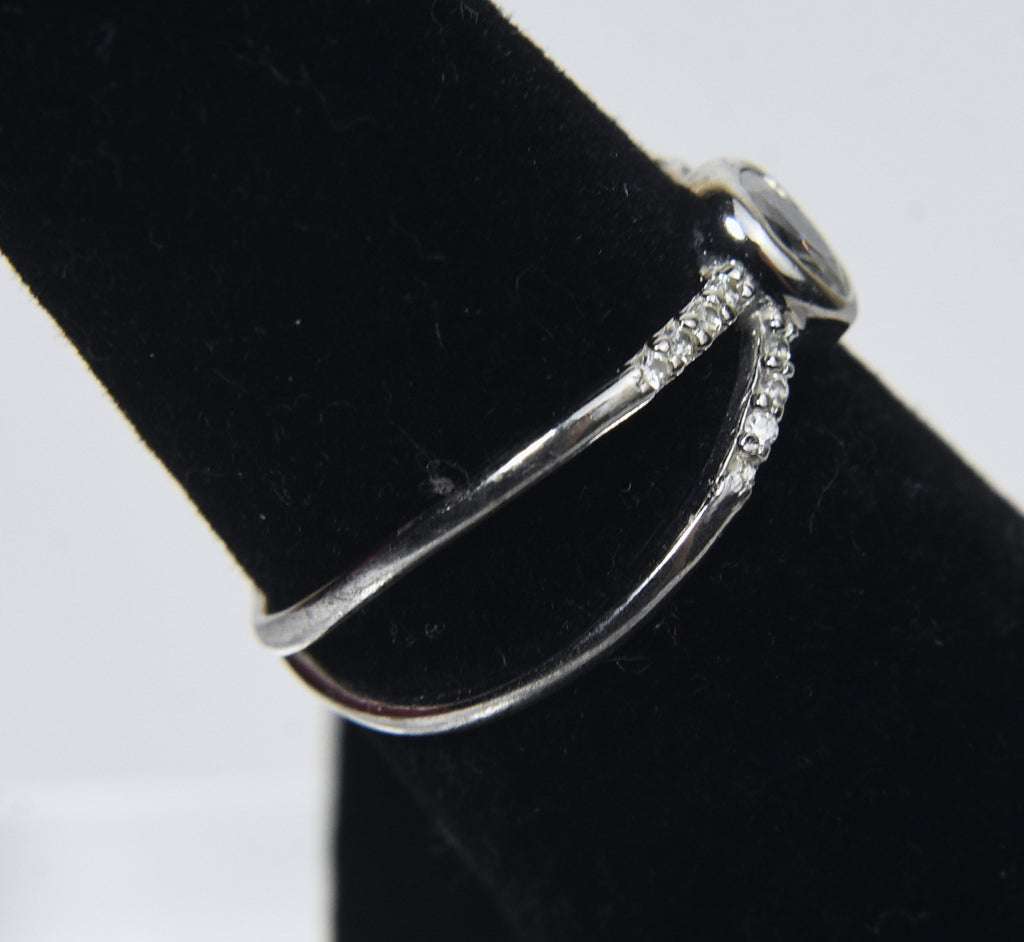 Sterling Silver Cross Band Cubic Zirconia Ring - Size 6