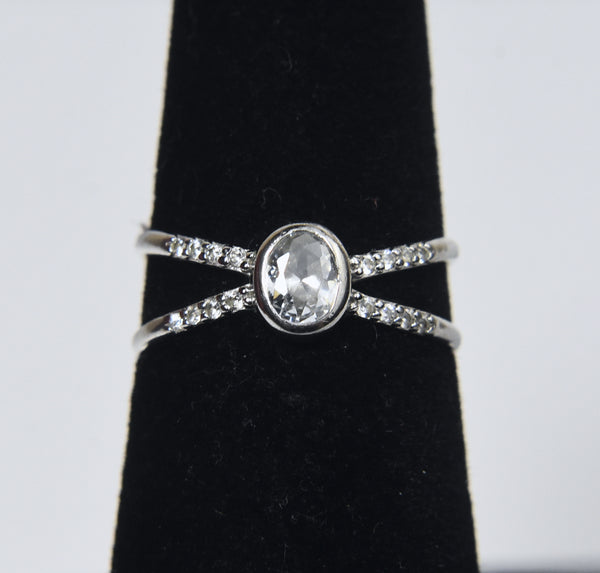 Sterling Silver Cross Band Cubic Zirconia Ring - Size 6