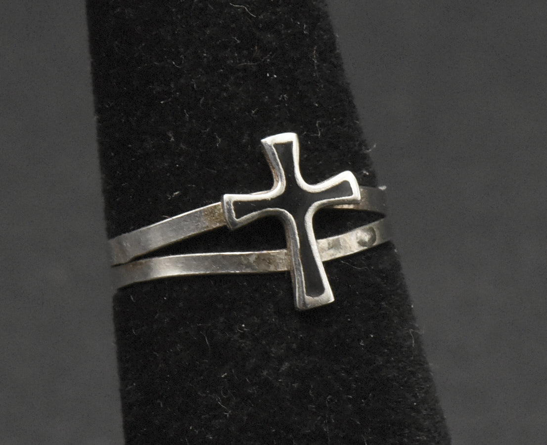 Vintage Sterling Silver and Black Enamel Cross Ring - Size 3.5