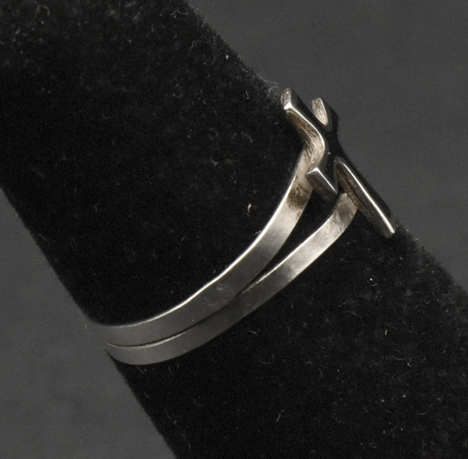 Vintage Sterling Silver and Black Enamel Cross Ring - Size 3.5