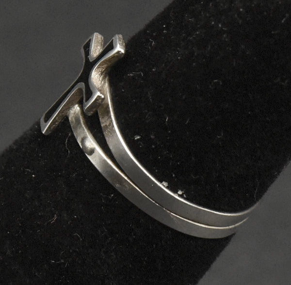 Vintage Sterling Silver and Black Enamel Cross Ring - Size 3.5