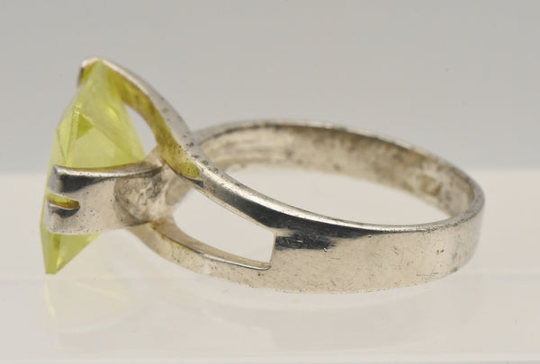Vintage Sterling Silver Yellow Cubic Zirconia Modern Design Ring - Size 9.25
